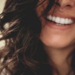 白い歯を手に入れよう♡自宅で簡単にできる歯のセルフケア方法