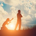 別れた元カレが忘れられない…復縁の可能性を高める方法とは♡