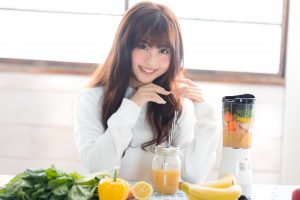 3つのコツで韓国美人風に!話題のオルチャンメイクを徹底解説!