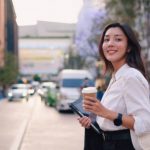 品よく知的に。オフィスで映えるファッションアイテム・コーデ大特集！