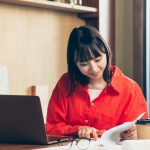 女性のキャリア推進に発信は不可欠!?発信のメリットとおすすめYouTubeチャンネルを紹介