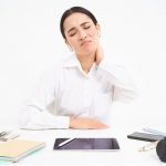 生理中の仕事はこう乗り切る!無理なく働くためのセルフケア