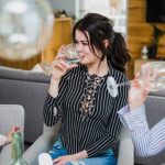仕事関係の飲み会が頻繁?二日酔い予防に役立つセルフケアまとめ