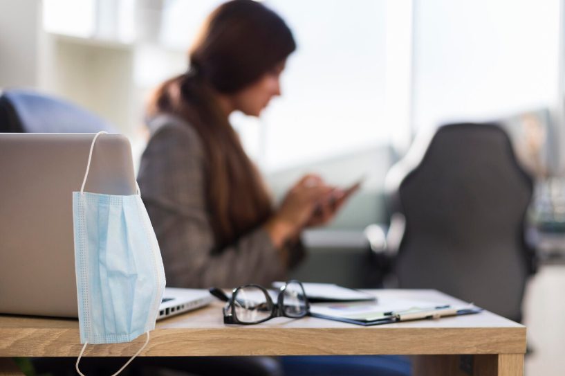 オフィスの乾燥に要注意!悪影響や最適な湿度を保つコツをご紹介